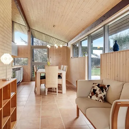 Holiday Frede Ferienhaus *