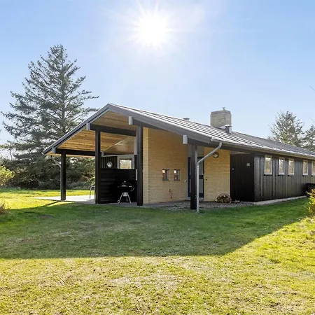 Ferienhaus Holiday Frede *